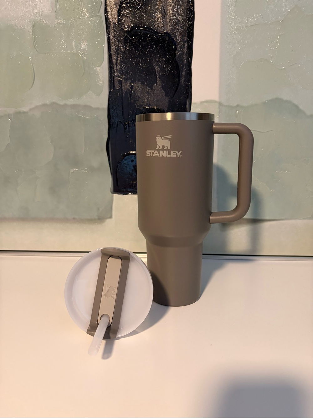 NWOT Stanley Travel Tumbler 40 oz  Quencher with Handle - Stone Color